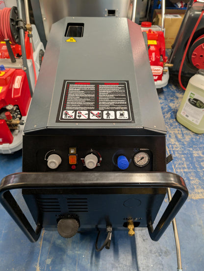BOSS BOYS MHD12100 hot pressure washer side view showing diesel heating system