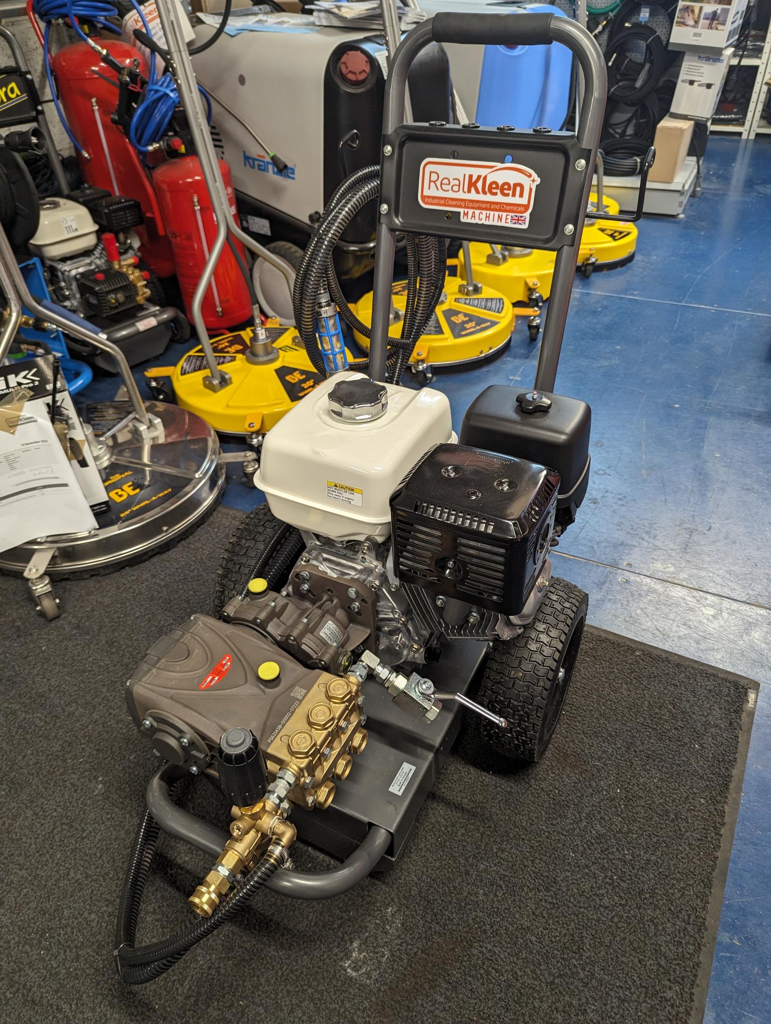 BOSS BOYS PM15250 mobile petrol pressure washer 250 bar 15L/min Honda GX390 maximum pressure