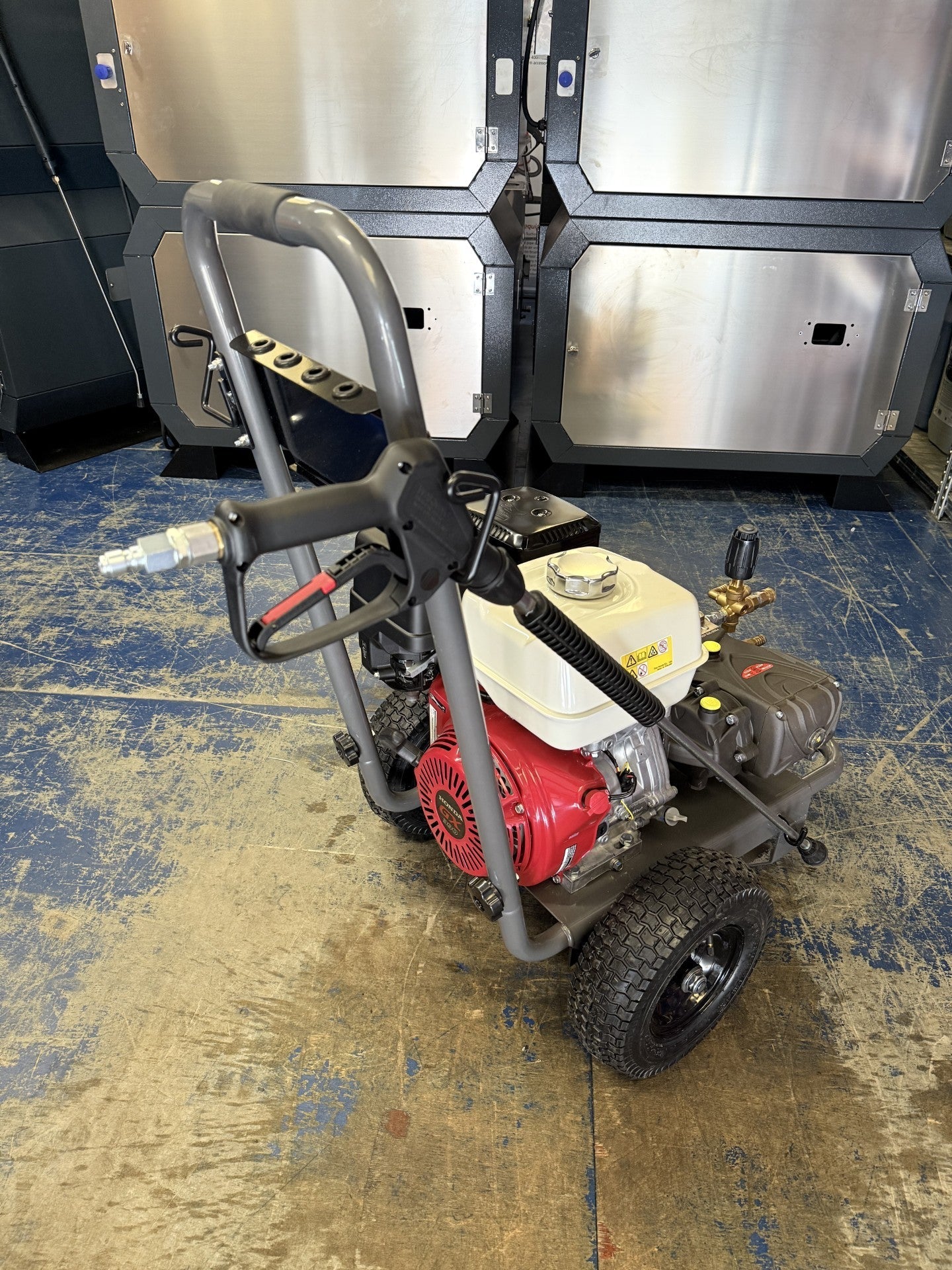 BOSS BOYS PM21200 Mobile Petrol Pressure Washer 200 Bar 21L/min Honda GX390 - RealKleen LTD