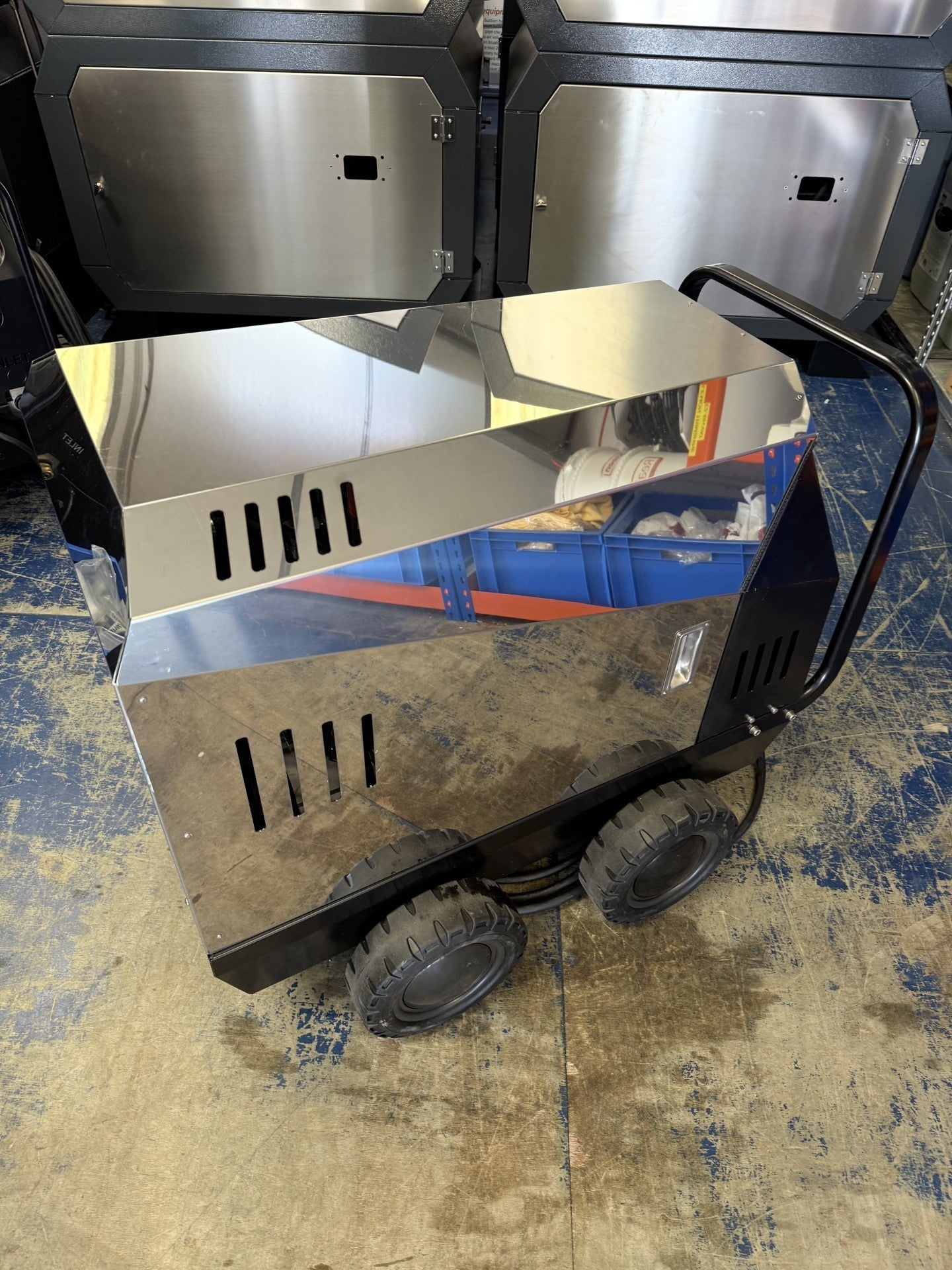 BOSS BOYS MHE10160SS Mobile Electric Hot Water Pressure Washer 160 Bar 10L/min 3-Phase - RealKleen LTD
